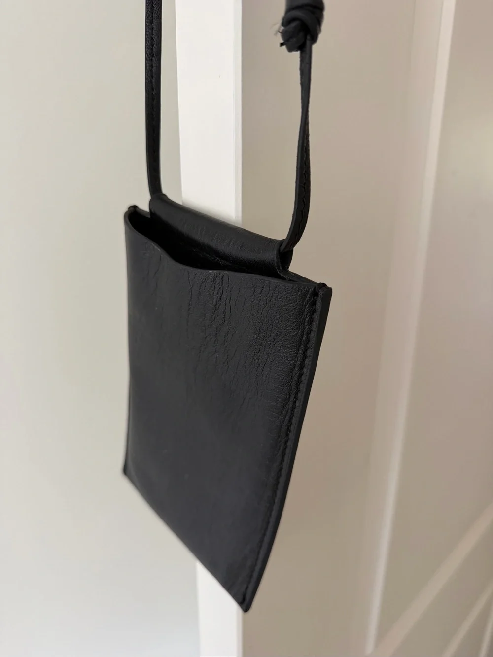 Black Leather Crossbody Cardholder Phone Pouch -